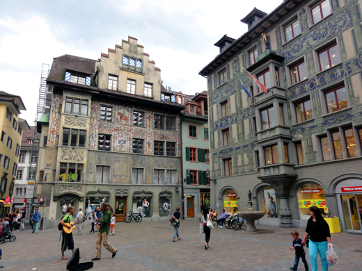 plein-altstadt-luzern-zwitserland