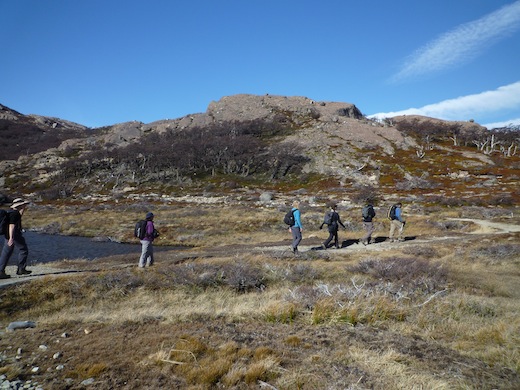 De trektocht begint eenvoudig.
