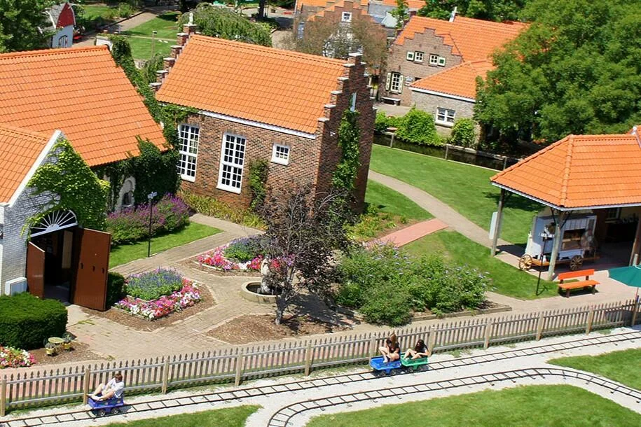 Nelis' Dutch Village